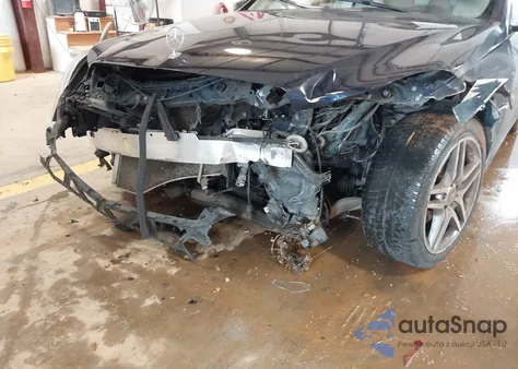 2015 Mercedes-Benz E 350 4Matic из США, поврежденный, VIN WDDHF8JB9FB136355